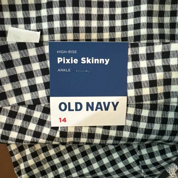 NWT Old Navy Women’s Pants High-Rise Pixie Skinny Ankle Plaid Black White Size14 - Picture 4 of 5